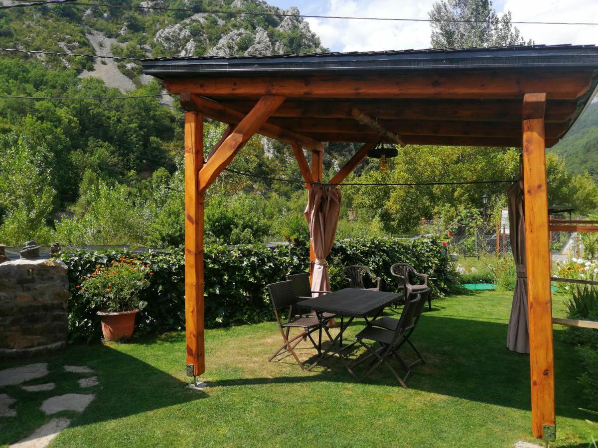 Apartamentos Mobison Салинас-де-Бьельса Экстерьер фото