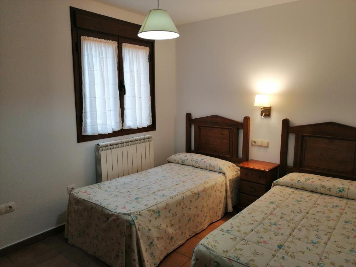 Apartamentos Mobison Салинас-де-Бьельса Экстерьер фото